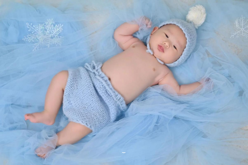 无棣宝宝吐奶黄色